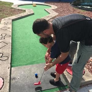 Meet your Posher, Cesar